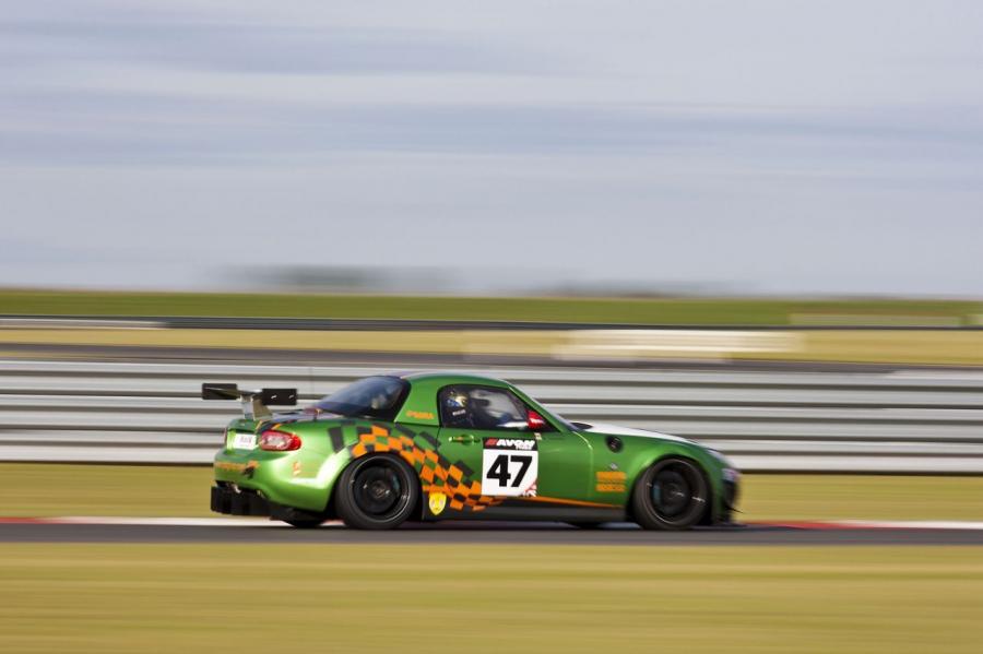  Mazda MX-5 GT4 2012 года  (фото 2 из 3)